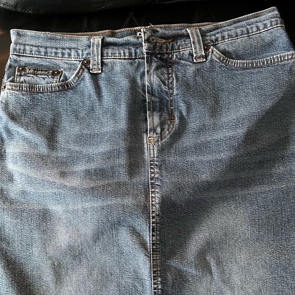 D&G authentic Jean skirt - Picture 2 of 6